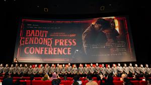 Badut Gendong Hidup di Epicentrum! Intip Kengerian Gala Premiere Monster Baru di Universe Qodrat