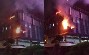Kebakaran di Poins Square Lebak Bulus, Satu Orang Luka Bakar