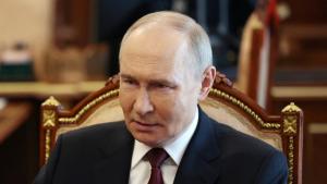 Putin Hapus Utang Warga yang Mau Berperang di Ukraina, Rekrutan Baru Dapat Keringanan hingga Rp2,4 Miliar