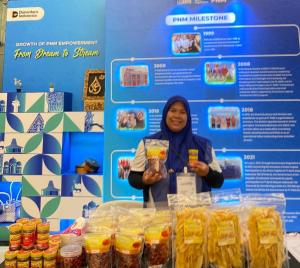 Lebih dari Sekadar Modal: Pemberdayaan yang Membantu Masyarakat Prasejahtera Menjauh dari Rentenir