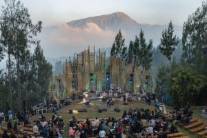 Komitmen pada Prinsip Berkelanjutan, Kemenpar Dukung BRI Jazz Gunung Series 2026