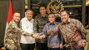 Rupiah dan IHSG Kompak Anjlok, Pasar Soroti Koordinasi BI-Kemenkeu