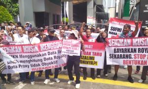 Ratusan Seniman Musik Demo, Tuntut Royalti ke Kemenkum