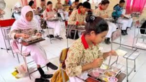 DPR Usul Program MBG Dihentikan Sementara Saat Libur Sekolah, Komisi IX Minta Evaluasi Menyeluruh