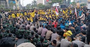 Mobilisasi TNI dan Komcad dalam Demo Mahasiswa, Upaya Membenturkan Sesama Warga Sipil