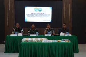 Satgas Pamtas Yonarhanud 1/PBC/1 Kostrad Kembali Ukir Prestasi, Gagalkan Penyelundupan 21,4 Kg Sabu dan Amankan WNA di Entikong