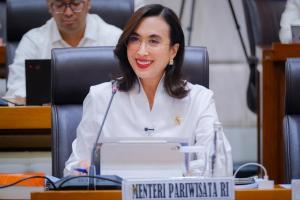 Di Depan Komisi VII DPR RI, Kemenpar Fokus Perkuat Pariwisata Berkualitas dan Berkelanjutan pada 2027