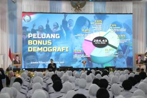 Jawab Tantangan Pembangunan Bangsa, Menko AHY Dorong Praja IPDN Jadi ASN Unggul dan Adaptif