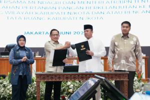 SEB Mendagri dan Menteri ATR/Kepala BPN Jadi Pedoman Pelindungan Lahan Pertanian Pangan Berkelanjutan