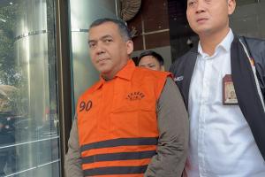 Simak Alasannya! KPK Perpanjang Penahanan Silmy Karim dan Tujuh Tersangka Kasus Dugaan Korupsi Imigrasi
