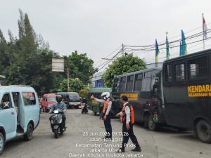 Parkir Sembarangan Siap-Siap Digembok! Satpelhub Tanjung Priok Kembali Gelar Operasi Penertiban