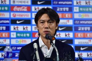 Tersingkir dari Piala Dunia, Pelatih Korsel Sesal Terapkan Strategi Salah Lawan Afrika Selatan        