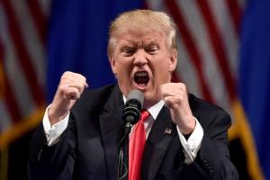 Trump Ancam Musnahkan Iran jika Ada Upaya Pembunuhan terhadap Presiden AS