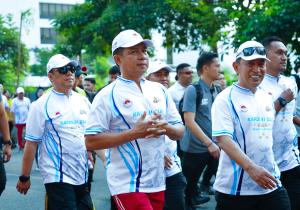 Panglima TNI Hadiri Olahraga Bersama Hari Bhayangkara ke-80, Perkuat Soliditas TNI-Polri