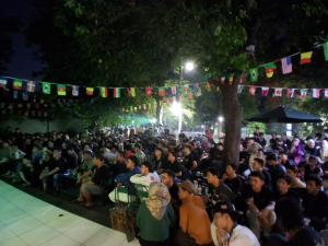 Koramil  01/Tebet Nobar Piala Dunia Bersama Masyarakat