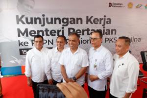 Dukung B50 dan Ketahanan Pangan, PTPN IV PalmCo Perkuat PSR, Serap 1,73 Juta Ton TBS Petani