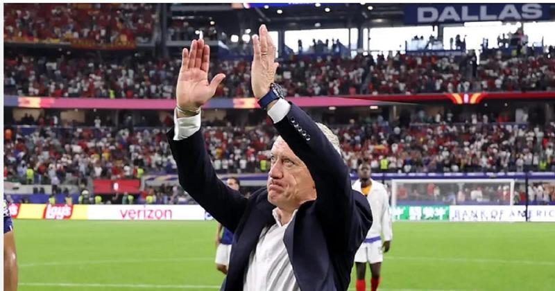 Pelatih tim nasional Prancis Didier Deschamps mengakhiri masa kepelatihannya persis setelah helatan Piala Dunia perebutan peringkat tiga.