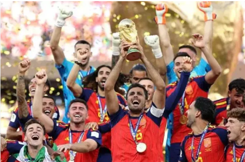 Tim nasional Spanyol akhinya meraih juara Piala Dunia 2026 setelah mengalahkan sang juara bertahan Argentina alam pertandingan final di Stadion MetLife, New Jersey, Amerika Serikat, Senin WIB.