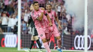 Messi Main saat  Inter Miami Vs Columbus Crew 2-2, Suarez 1 Gol dan Assist
