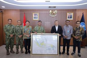 Pushidrosal Dorong Kolaborasi Riset Kelautan dan Serahkan Peta NKRI ke Kemendiktisaintek