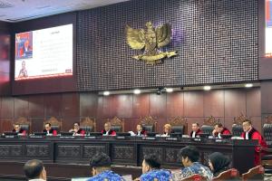 MK Kabulkan Sebagian Gugatan soal Kuota Internet Hangus