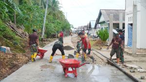 TMMD Ke-129 Terus Kerjakan Rabat Jalan Beton di Desa Polewali