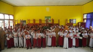 Satgas TMMD Ke-129 Kodim 1311/Morowali Berikan Penyuluhan Bela Negara kepada Pelajar SDN Umbele