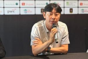   Jelang Laga Semi Final Piala Presiden, Pelatih Persija STY Akui Belum Ada Persiapan Taktik Hadapi Persib Bandung 