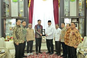 Temui Gubernur Mahyeldi, PTPN IV PalmCo Selaraskan Operasional Perusahaan dengan Pembangunan Daerah