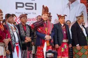 Terbongkar Raja Amanatun Ungkap Alasan Jokowi Dianugerahi Gelar Sesepuh Raja-Raja Timor