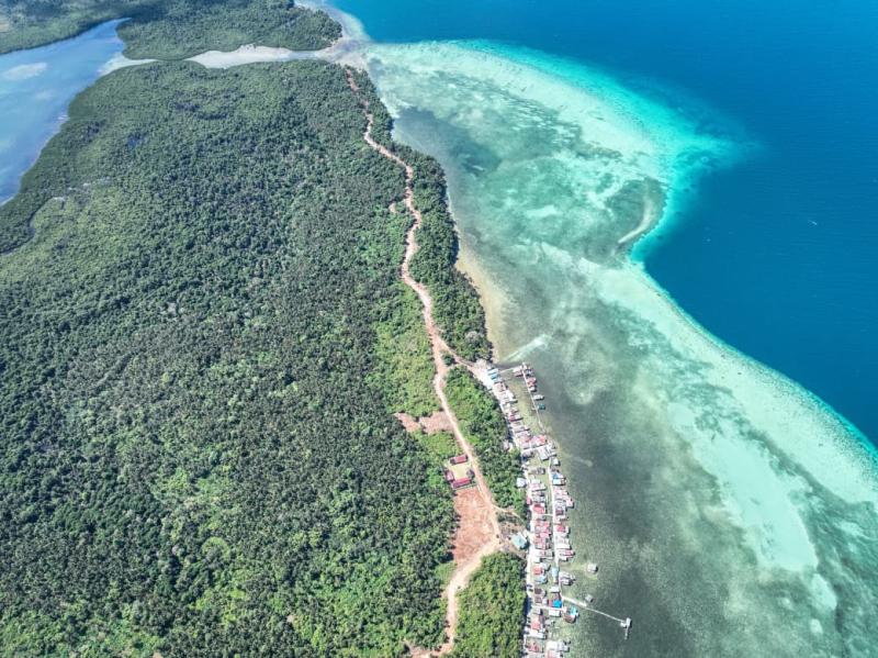 Masyarakat Kepulauan Umbele Bersyukur, Jalan yang Selama Ini Dinantikan Kini Terwujud