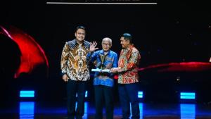 Angga Raka Prabowo Apresiasi Mbah Guru Matematika, SDM Emas yang Terus Mengajar di Era Digital