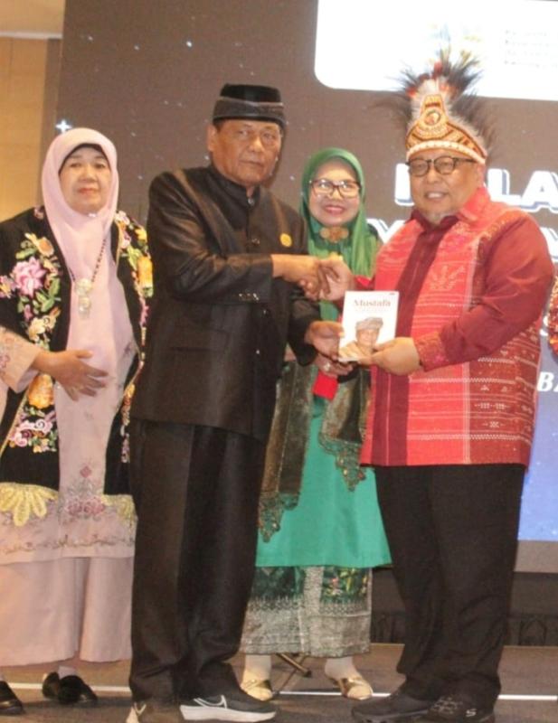 Mustafa Akmal Luncurkan Autobiografi dalam Jamnas IX Juken di Surabaya