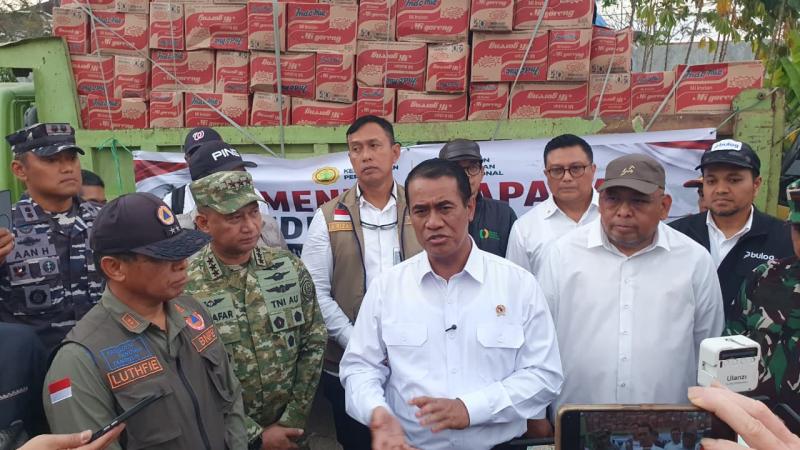 Gerak Cepat Tangani Bencana NTT, Pangkogabwilhan II dan Mentan Cek Posko serta Distribusi Bantuan