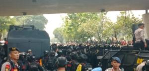 Koalisi Masyarakat Sipil Kecam Pelibatan TNI dalam Pengamanan Demonstrasi, Mereka Bukan Musuh Negara