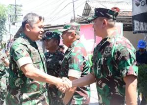 Wadan Kodaeral V Brigjen Mar Suwandi Dampingi KASAD Tinjau Jembatan Beton Genting Kalianak di Surabaya