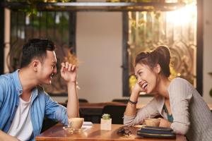 Pria Menua Lebih Dulu? Studi Ungkap Usia Kritis Laki-laki dan Perempuan