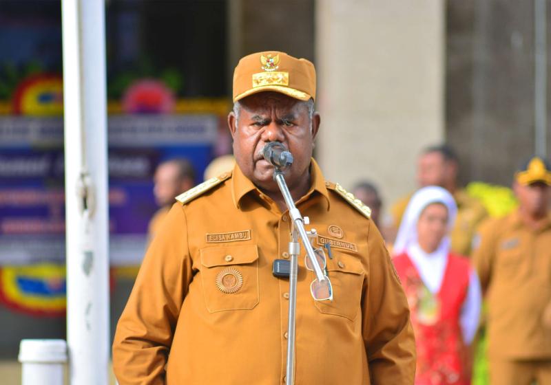 Sindir Jenderal dan Konglomerat Jakarta, Gubernur Elisa: Kami Tinggal di Papua, Tapi Lahan Habis Dikuasai Orang Luar