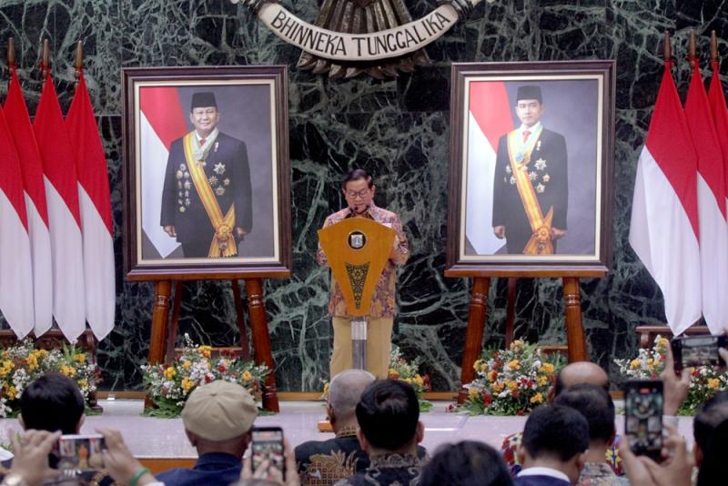 Pramono Serahkan Penghargaan Pemenang Lomba Tulis, Tahun Depan Hadiah AJMHT Bertambah