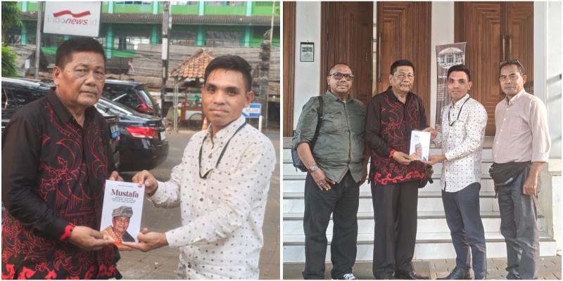 Penyerahan buku Kepada Pimpred Indonews bertempat di kompleks Balai Sarwoni, Jeruk Purut, Jakarta Selatan, Selasa (8/9/26)