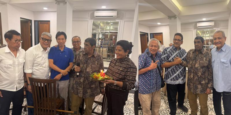 Jadi Saksi Perjalanan Otomotif Indonesia, Maher Algadri Rayakan 80 Tahun Bersama Sahabat di Balai Sarwono