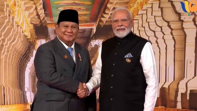 Prabowo Tiba di KTT BRICS, Disambut Langsung PM India Narendra Modi