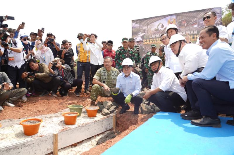 Timbunan Sampah Disulap Jadi Solar, Kasad: Target Kita Setahun Rampung