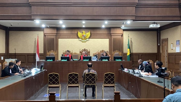 Sebelum OTT KPK, Bocoran Isi WA Terdakwa Kasus Bea Cukai ke Atasan: Sembunyi Dulu, Komandan Ditarget