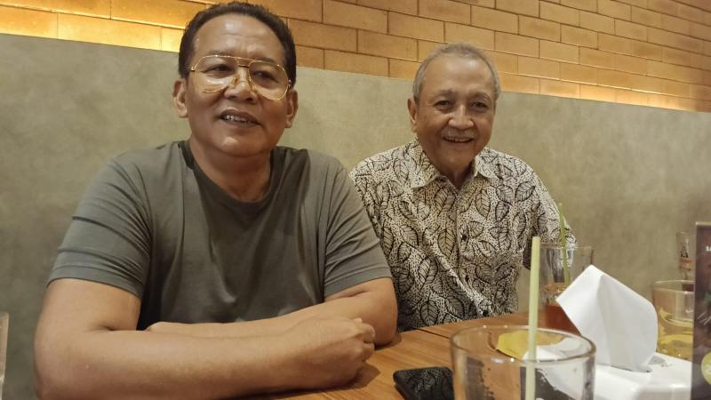 Komjend pol Purn Dr Anang Iskandar SH dengan Asri Hadi
