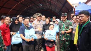 Kodim 0504/Jaksel beri Bantuan ke Korban Kebakaran 
