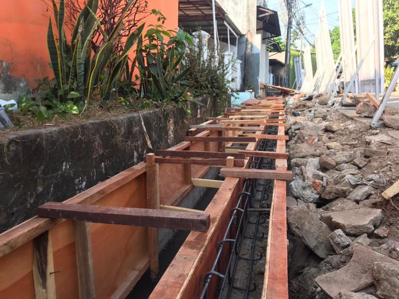 Kasudin SDA Jakut Pastikan Pekerjaan Saluran di Tugu Utara Dievaluasi