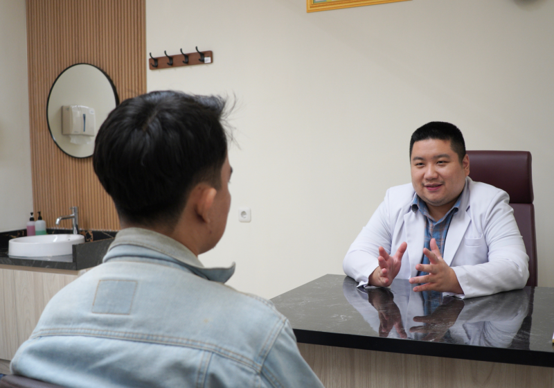 Konsultasi di Klinik Utama Pandawa, (Foto: Ist)