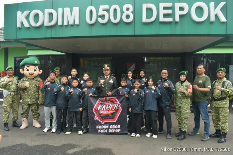 Dandim Depok Lepas Atlet Taekwondo Binaan Kodim 0508/Depok ke Kejuaraan Internasional