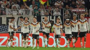 
                                       Jerman Bungkam Serbia 2-0, Portugal Libas Denmark